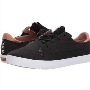 Reef canvas sneakers, black, leather laces, 9.5